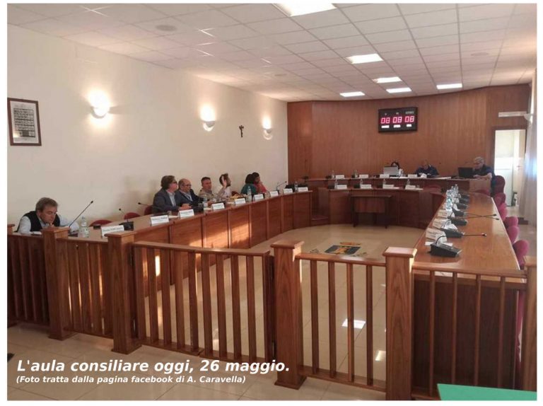 Eccoti servito. Che sia inciucio?