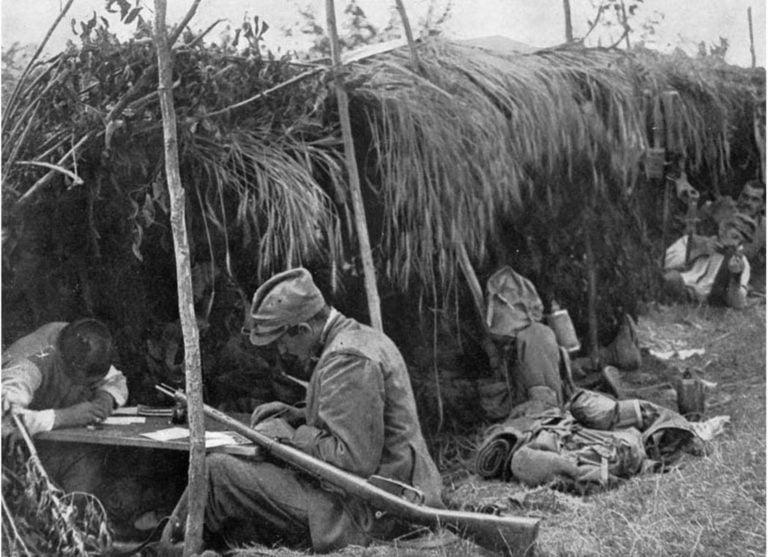 4 novembre: non si festeggia la guerra.