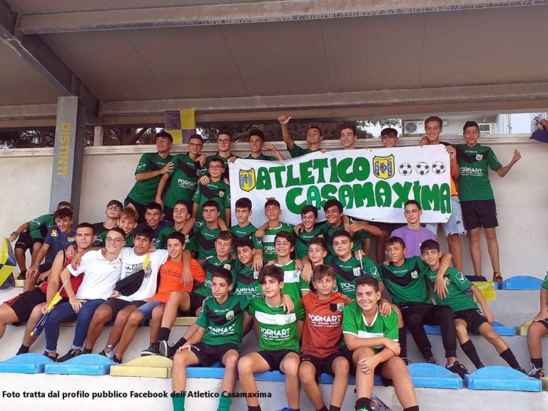 Domenica inizia il campionato ma il campo sportivo fa parlare ancora di se. Domenica inizia il campionato ma il campo sportivo fa parlare ancora di se.